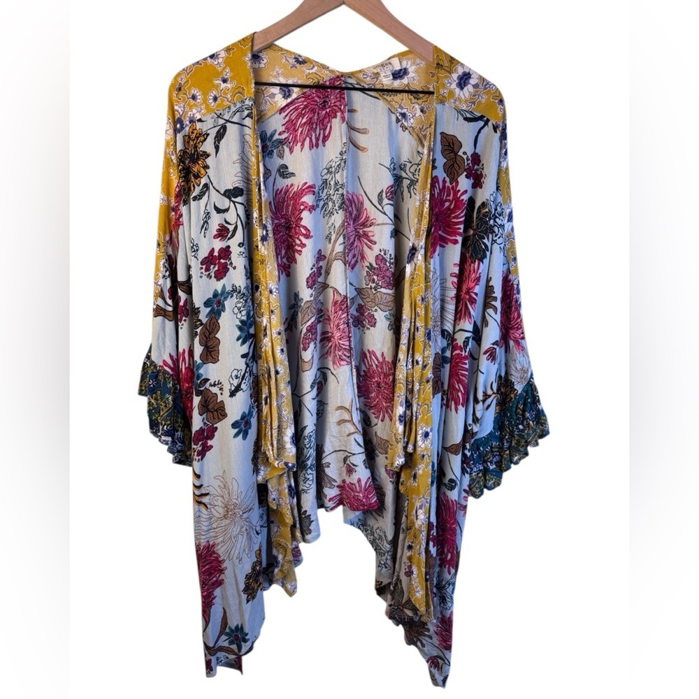 Umgee Floral Kimono Duster with Yellow and Multicolor Design Size Large